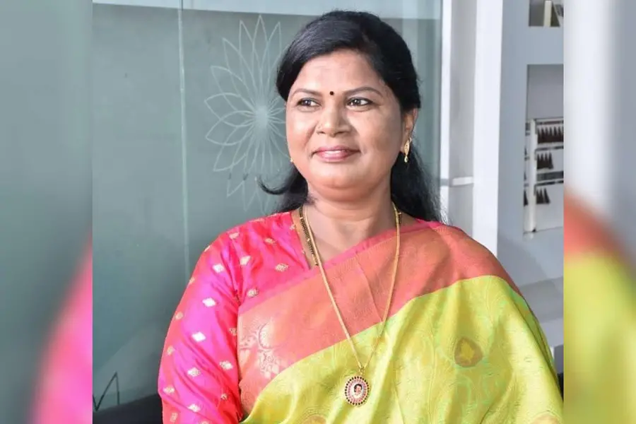 അഞ്ച് പവന്റെ മാല മോഷ്ടിച്ച പഞ്ചായത്ത് പ്രസിഡന്റ് പിടിയിൽ, ചോദ്യം ചെയ്തപ്പോൾ നിരവധി കേസുകളിലെ പ്രതി