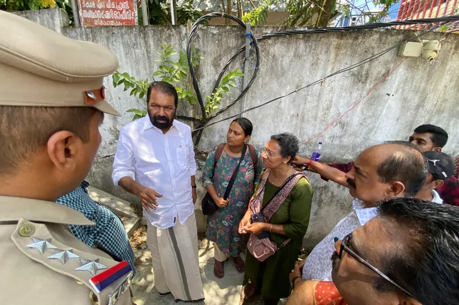 ഹോംസ്റ്റേ തട്ടിപ്പിൽ കുടുങ്ങിയവർക്ക് സഹായം; പോലീസിന് അടിയന്തര നിർദേശം നൽകി മന്ത്രി ശിവൻകുട്ടി