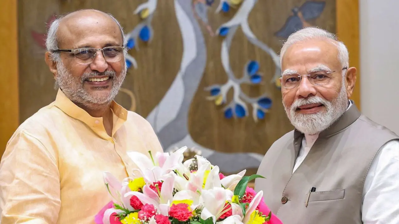 സി.പി. രാധാകൃഷ്ണൻ നരേന്ദ്രമോദിക്കൊപ്പം | Photo: PTI