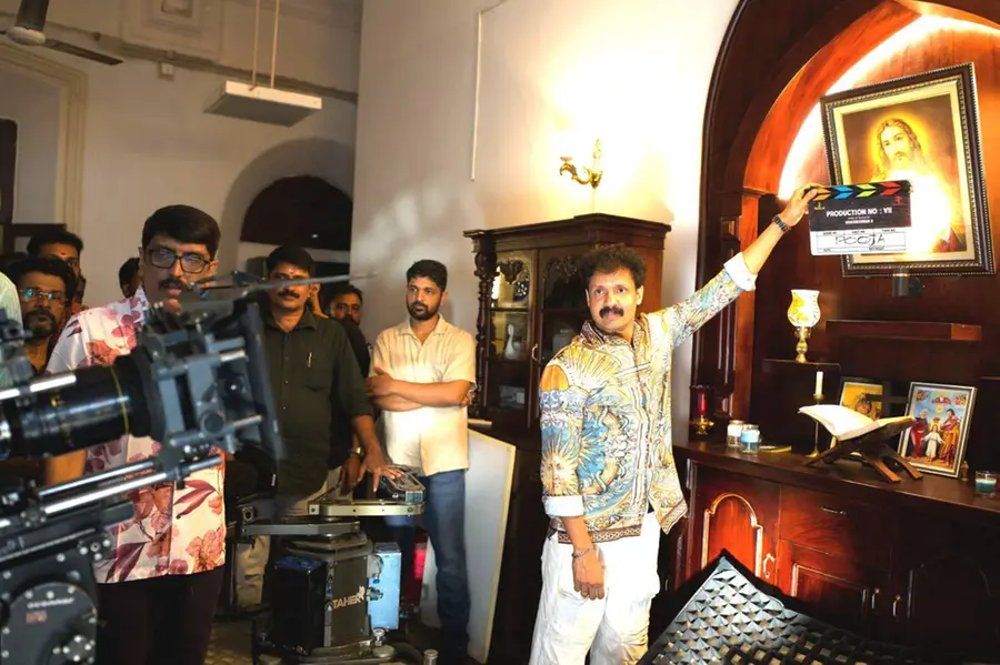 ബി ഉണ്ണികൃഷ്ണന്‍ - നിവിന്‍ പോളി ചിത്രത്തിന് തുടക്കം, ഒരുങ്ങുന്നത് ബിഗ് ബജറ്റ് പൊളിറ്റിക്കല്‍ ഡ്രാമ