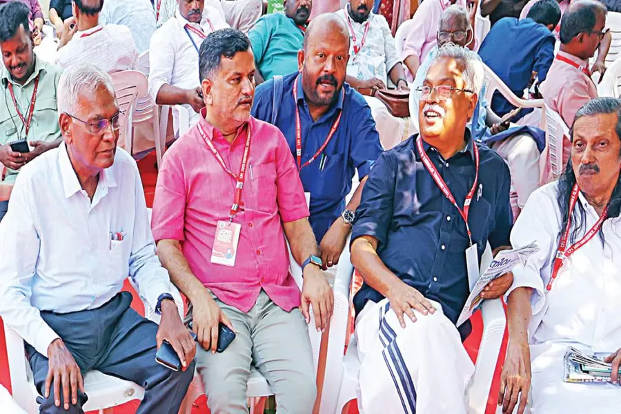 ആത്മീയതയിലൂടെ മനംമാറ്റാന്‍ 'മിഷന്‍ പൊളിറ്റിക്സ്'; ഇടതുപക്ഷത്തിനെതിരെ നീക്കമെന്ന് സിപിഐ മുന്നറിയിപ്പ്