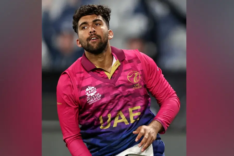ഇന്ത്യക്കെതിരേ തകർത്തടിച്ച് തുടങ്ങി, കയ്യടി നേടി യുഎഇ ടീമിലെ കണ്ണൂരുകാരൻ | INTERVIEW