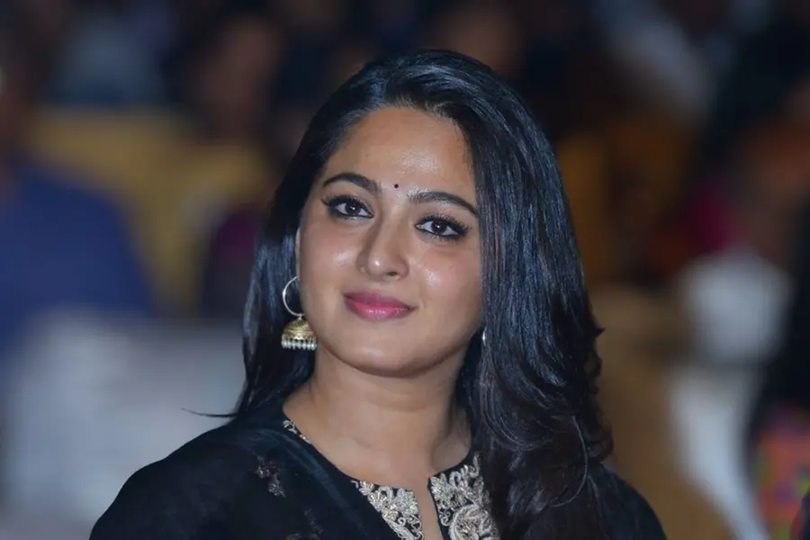 കുറേനാൾകൂടി ചെയ്ത ചിത്രത്തിന് മോശം പ്രതികരണം; സോഷ്യൽ മീഡിയയിൽനിന്ന് ഇടവേളയെടുക്കുന്നുവെന്ന് അനുഷ്ക