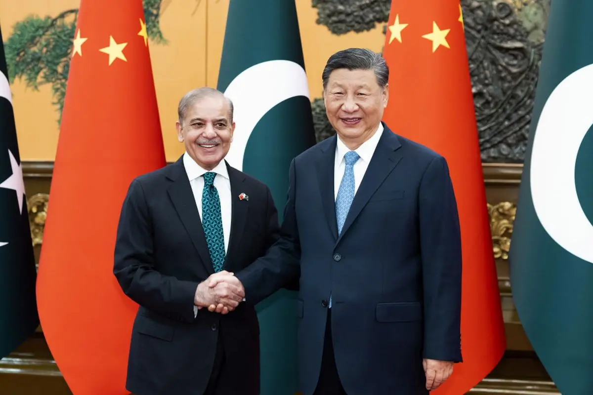 File photo shows Chinese President Xi Jinping meeting Pakistani Prime Minister Shehbaz Sharif at the Great Hall of the People in Beijing