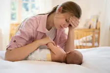 ചുരുണ്ടമുടി നിവരുന്നുണ്ടോ? പ്രസവാനന്തരം മുടിയുടെ ഘടനയും മാറുമെന്ന് കണ്ടെത്തൽ