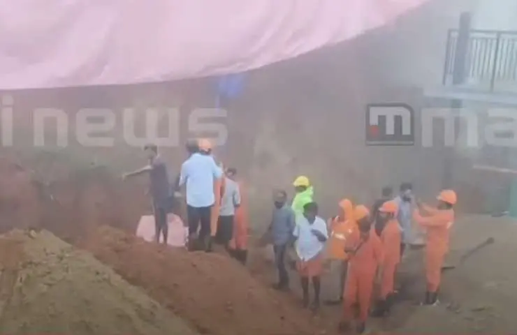 സംഭവസ്ഥലത്ത് നിന്നുള്ള ദൃശ്യം | Photo: Screengrab/ Mathrubhumi News