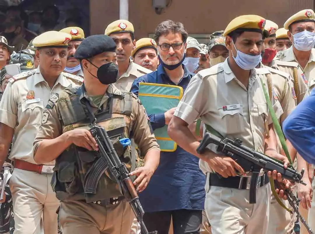 യാസീന് മാലികിനെ പാട്യാല കോടതിയില് ഹാജരാക്കിയപ്പോള് (ഫയല് ചിത്രം)|ഫോട്ടോ:PTI