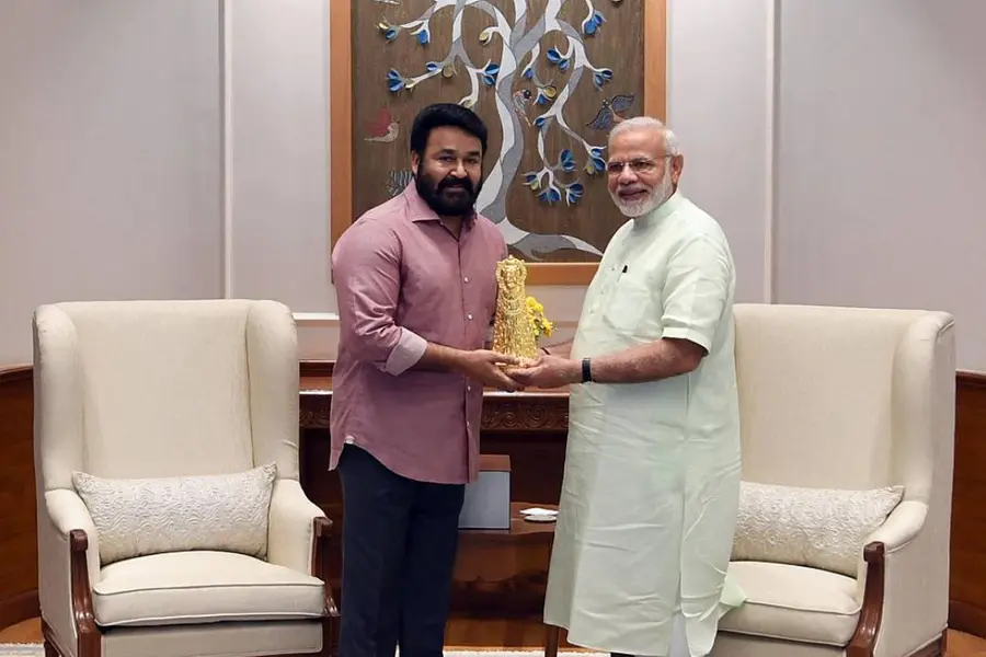 പതിറ്റാണ്ടുകള്‍ നീണ്ട കലാജീവിതംകൊണ്ട് വഴികാട്ടിയായ നടന്‍-മോഹന്‍ലാലിനെ അഭിനന്ദിച്ച് പ്രധാനമന്ത്രി