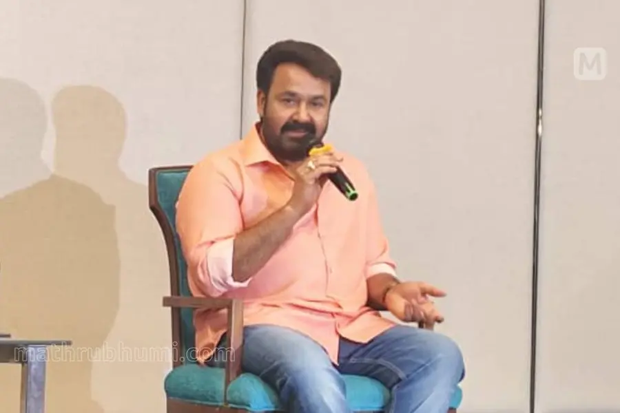 വീണ്ടും സംവിധായകനാകുമോയെന്ന് ചോദ്യം; 'ആവശ്യമില്ലാത്ത ചിന്ത'വന്നാൽ ചെയ്യാമെന്ന് മോഹൻലാൽ