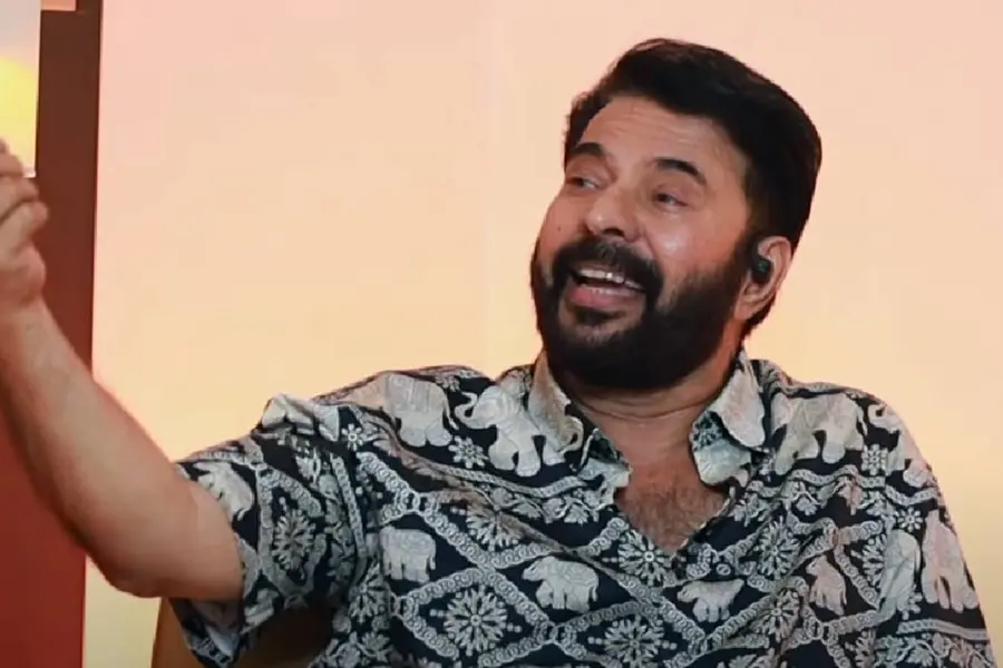 'പഞ്ച വർണ തത്ത പോലെ', 'മലമൂട്ടിൽ നിന്നൊരു മാപ്പിള, മാലാഖ പോലൊരു പെമ്പിള'; മമ്മൂക്കയുടെ അമ്മ മെഹ്ഫിൽ