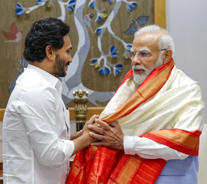 ജഗൻ മോഹൻ റെഡ്ഡി, നരേന്ദ്രമോദി | Photo: PTI
