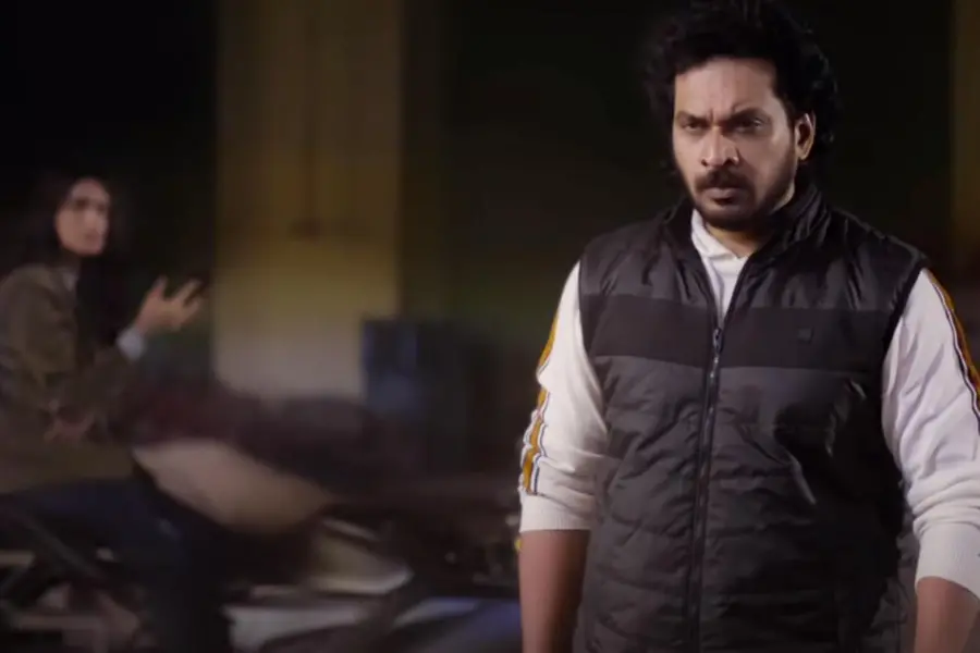 'തിളച്ച ടാര് ആണ് ദേഹത്തേക്കൊഴിച്ചിരിക്കുന്നത്', അഷ്കർ സൗദാന് നായകനാകുന്ന 'ഡിഎന്എ'യുടെ ട്രെയിലര്