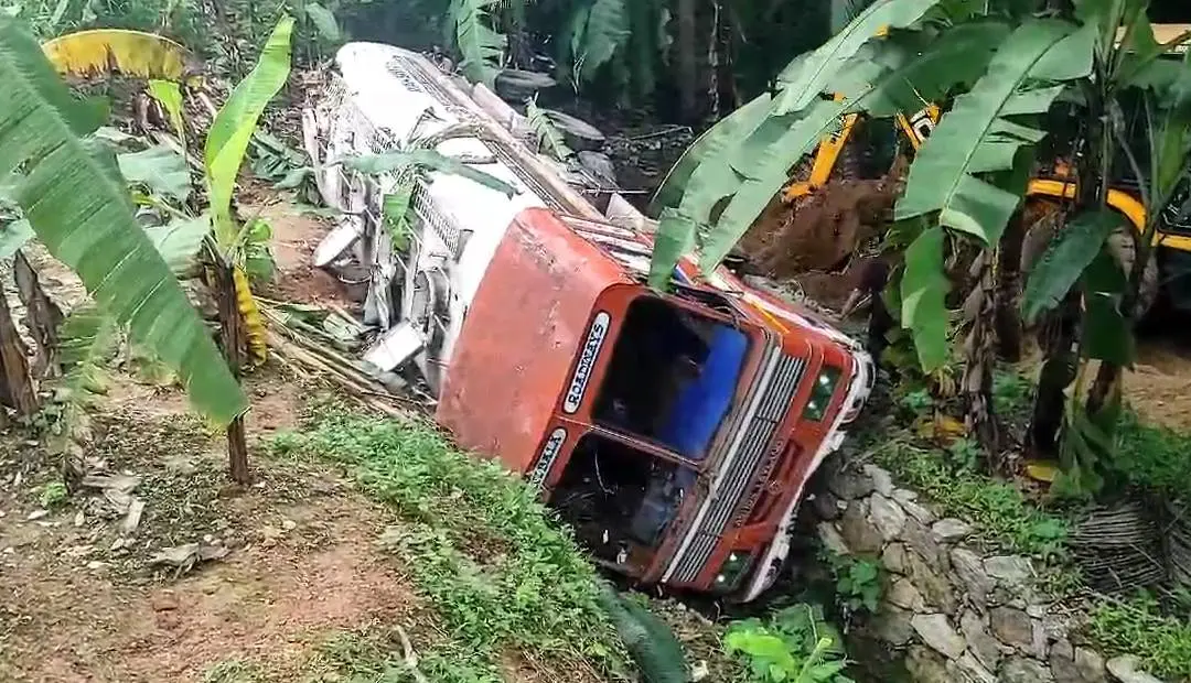 അപകടത്തിന്റെ ദൃശ്യങ്ങളിൽ നിന്ന്