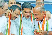 എറണാകുളത്ത് ഇത്ര കളറാകുമെന്ന് പ്രതീക്ഷിച്ചില്ല,ഞെട്ടി കോൺഗ്രസ്;'ഒഴിഞ്ഞ പോസ്റ്റിൽ ഗോളടിക്കുന്നതുപോലെ'