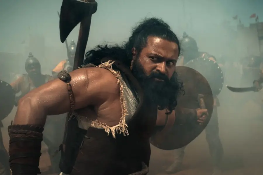 'ബ്രഹ്മരക്ഷസ് ഒളിഞ്ഞിരിക്കുന്ന കാന്താര, അങ്ങോട്ട് പോകരുത്'; ദൃശ്യവിസ്മയമൊരുക്കി കാന്താരാ 2 ട്രെയിലർ