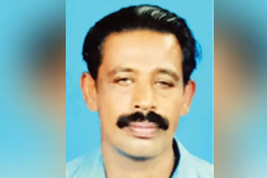 ഓംലറ്റും പഴവും തൊണ്ടയില് കുടുങ്ങി 52-കാരന് മരിച്ചു; സംഭവം കാസര്കോട്ടെ തട്ടുകടയില്