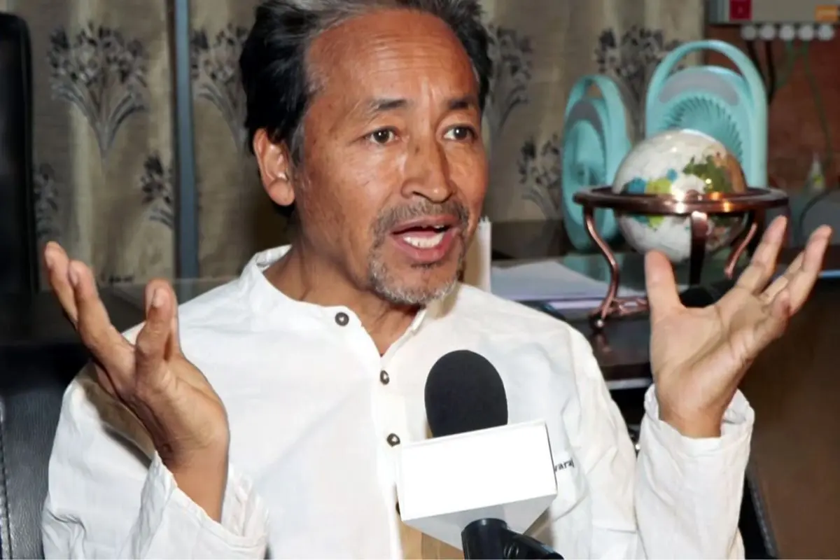 Environmentalist Sonam Wangchuk speaks to the media over the CBI probe into his institute for alleged FCRA violation, in Leh on Thursday. (ANI Video Grab)