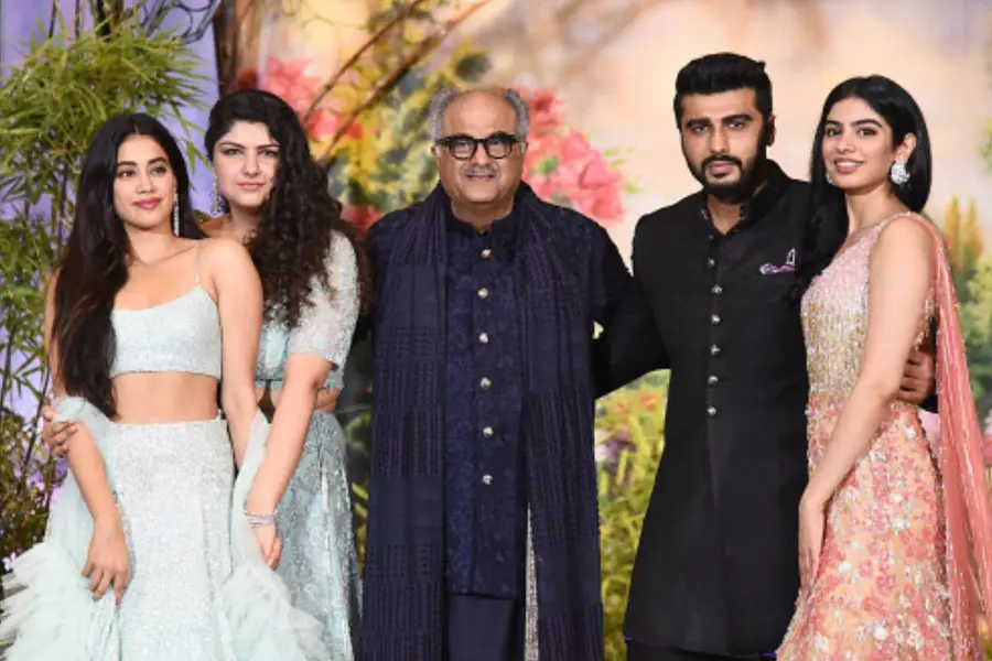 boney kapoor with children