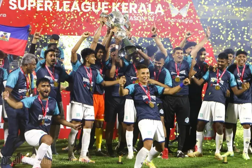ഒക്ടോബര്‍ രണ്ടു മുതല്‍ കളി കാര്യമാകും, സൂപ്പര്‍ ലീഗ് കേരള കിക്കോഫിന് ഒരുങ്ങി