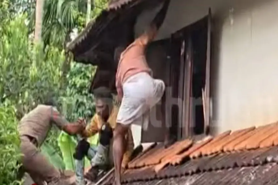 thrissur man attacked father