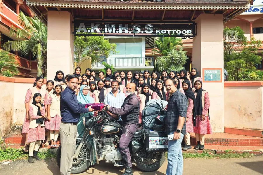 666 ദിവസം, 45,000 കിലോമീറ്റര്, ബുള്ളറ്റില് ഇന്ത്യ ചുറ്റി ബിജു; ഇത് വെറുമൊരു റൈഡല്ല