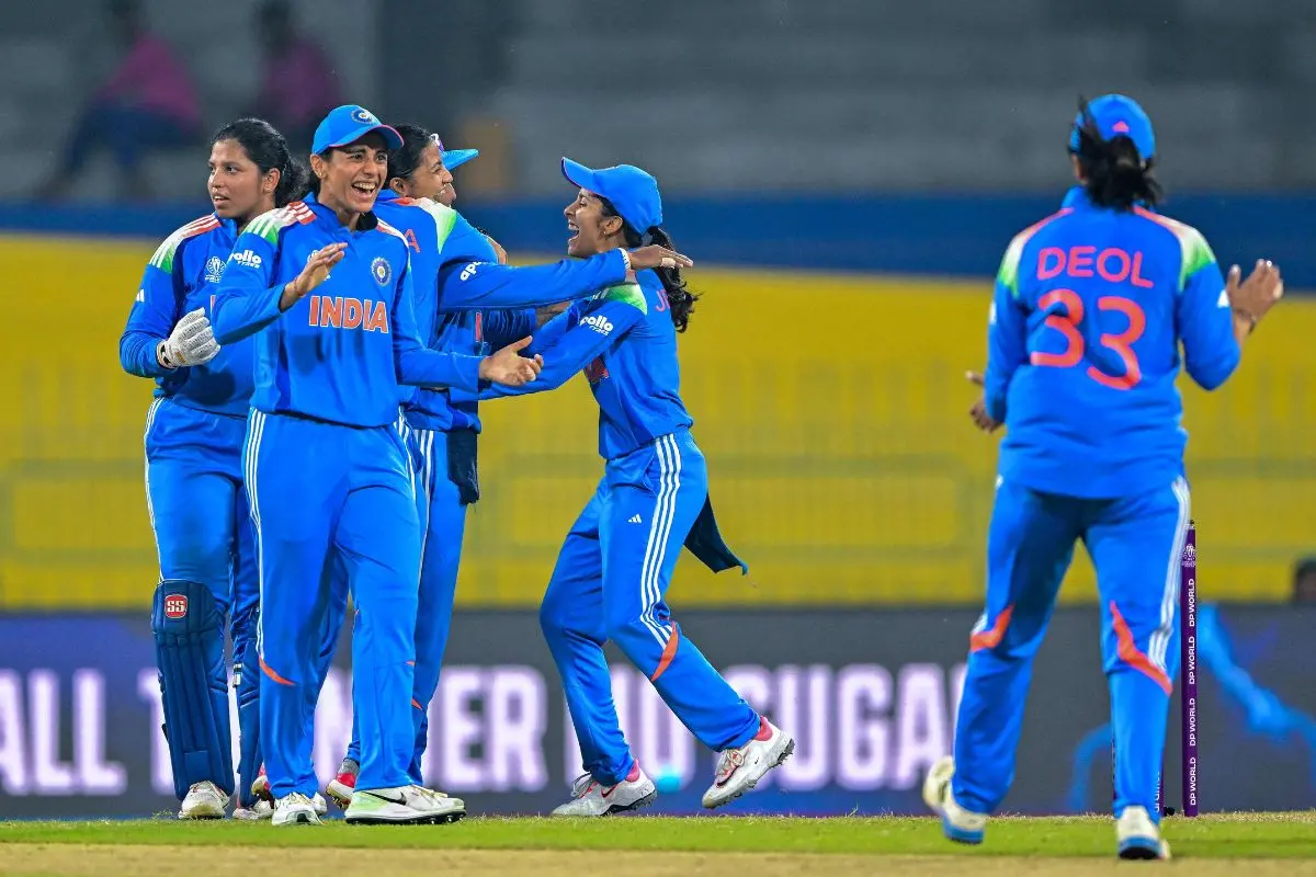 India's players celebrate after the dismissal of Pakistan's Muneeba Ali during the ICC Women's Cricket World Cup 2025 (Photo: AFP)