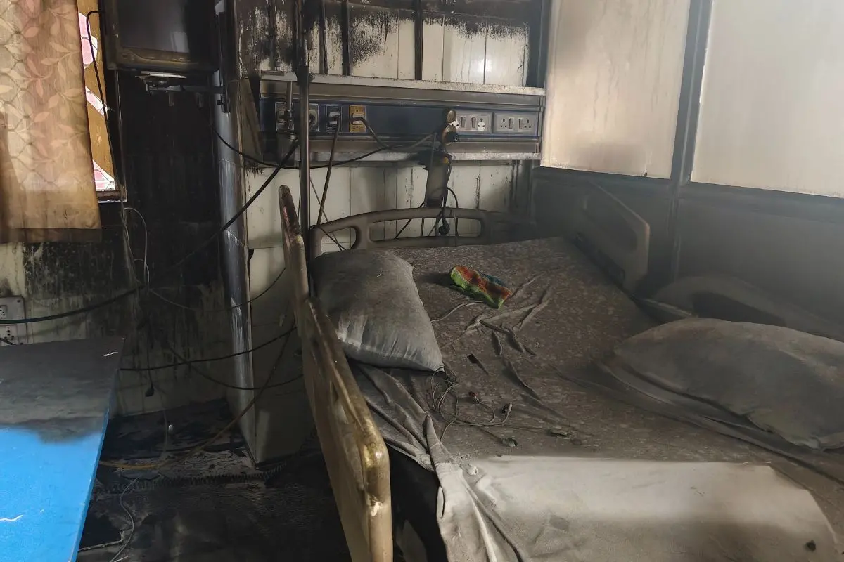 A charred hospital bed inside Jaipur's SMS Hospital ICU stands as a grim reminder of the deadly fire that claimed eight lives. Photo: X