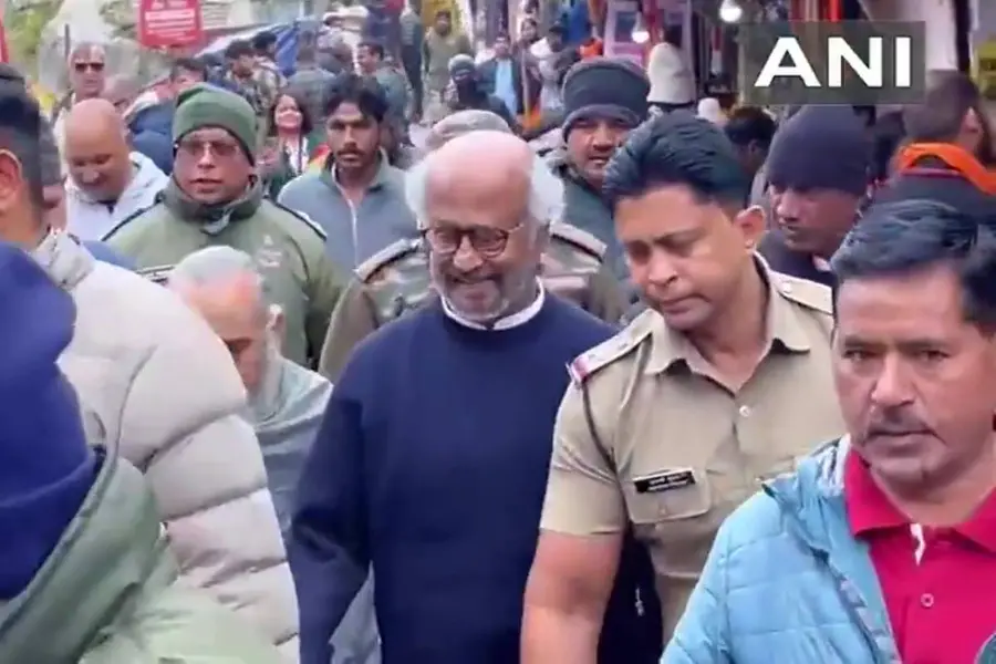 ബദരീനാഥ് ധാമിലെത്തി രജനീകാന്ത്, ഊഷ്മളമായി സ്വീകരിച്ച് ക്ഷേത്രസമിതി; വീഡിയോ