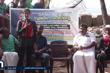 പരിസ്ഥിതി സംരക്ഷണത്തിന്റെ സന്ദേശവുമായി കടലിലും പുഴയിലും സാഹസിക യാത്ര നടത്തി 14 കാരി