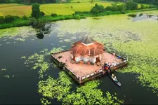 കേരെ ബസദി അഥവാ തടാകക്ഷേത്രം; കാണാം ഉഡുപ്പി വരംഗ ഗ്രാമത്തിലെ ജൈനക്ഷേത്രം
