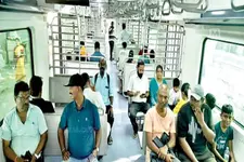 അമിത നിരക്ക്, സമയപ്രശ്‌നം; ചെന്നൈയിലെ എസി ലോക്കല്‍ ആളില്ലാതെ ഓടുന്നു