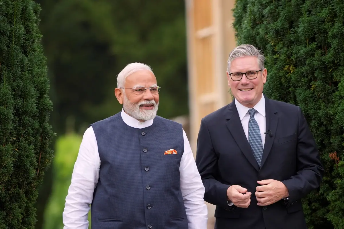 PM Modi, Keir Starmer | Photo: AP