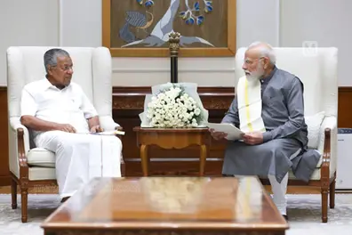 Kerala CM meets PM, asks Centre to approve AIIMS at Kozhikode and fund Wayanad rehabilitation