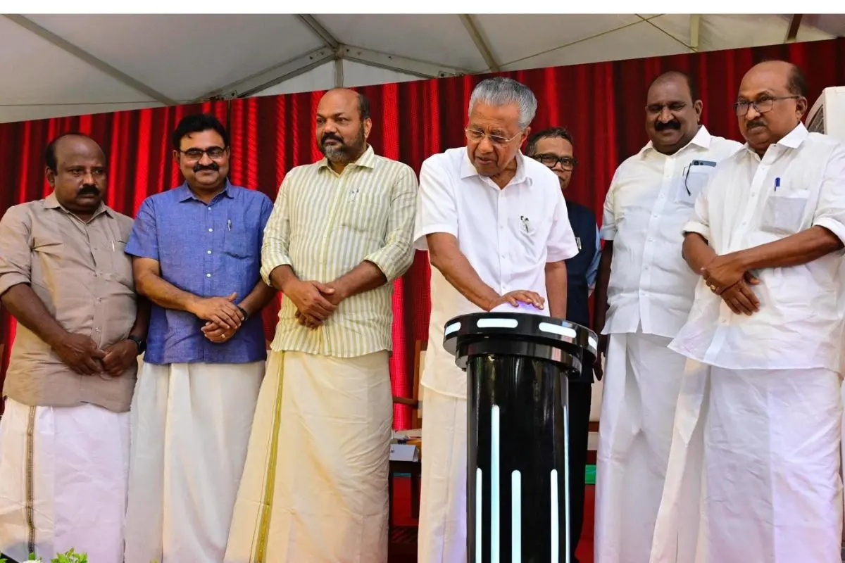 Pinarayi Vijayan inaugurating two new water metro terminals of Kochi Water Metro | Photo: X, @MetroRailKochi