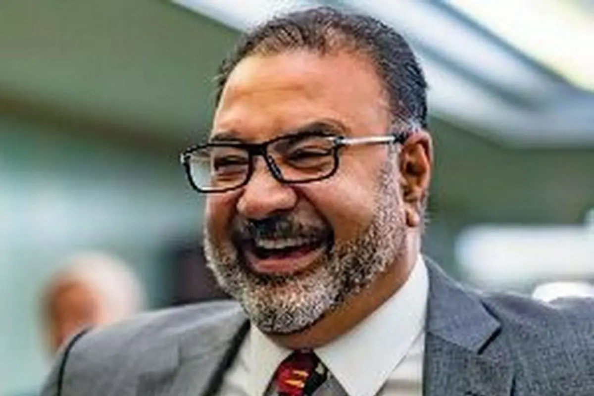 Malaysian businessman Datuk Dr Vinod Sekhar, with his wife Winny Yeap, whose quick and fearless reaction helped fend off attackers during a mugging incident in London. Photo: X