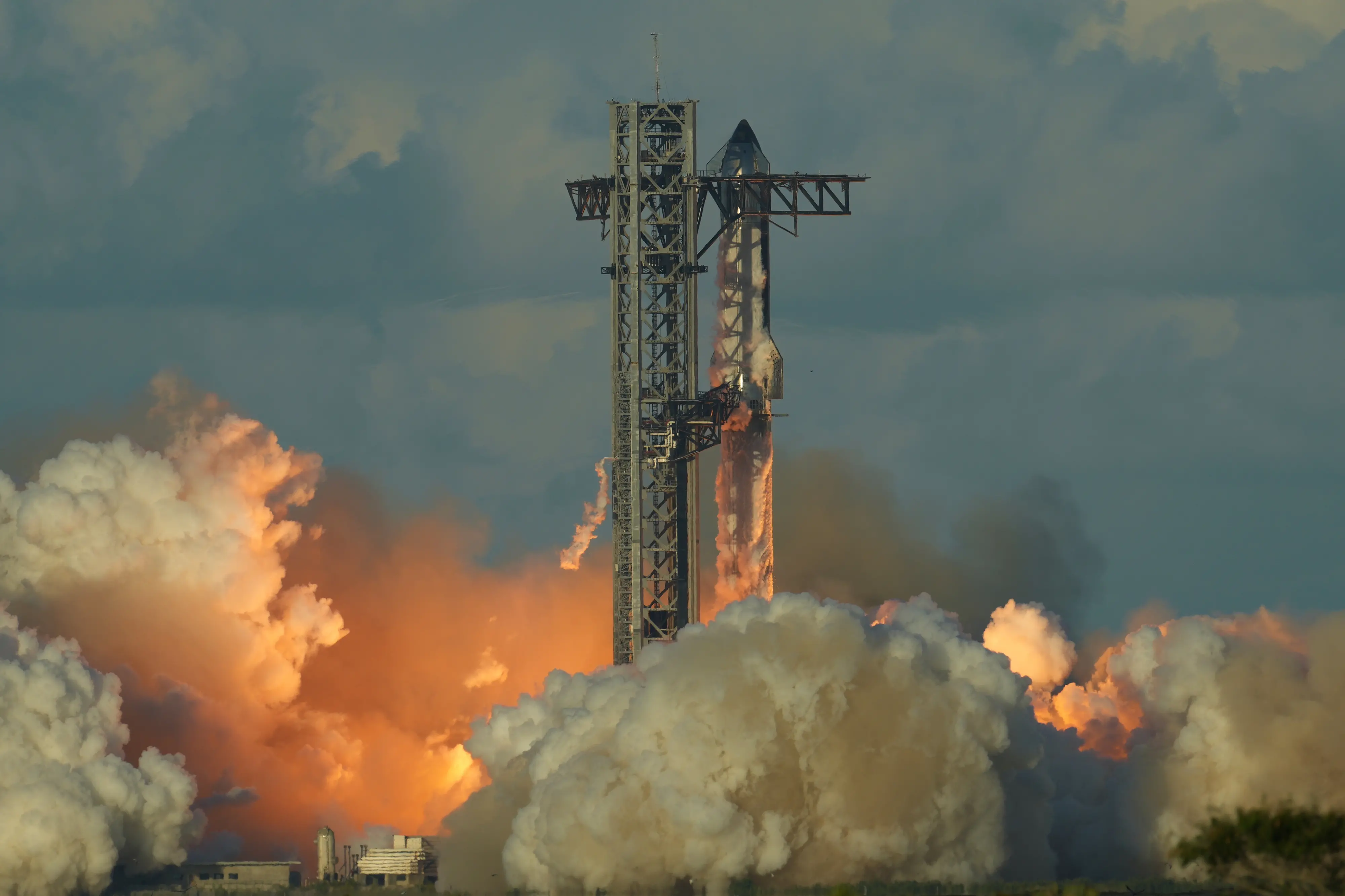 SpaceX's mega rocket Starship makes a test flight from Starbase, Texas | AP