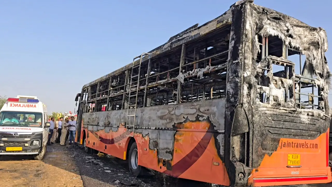 A bus catches fire and bursts into flames on the Jaisalmer-Jodhpur route as fire tenders and present at the spot | Photo: ANI video grab