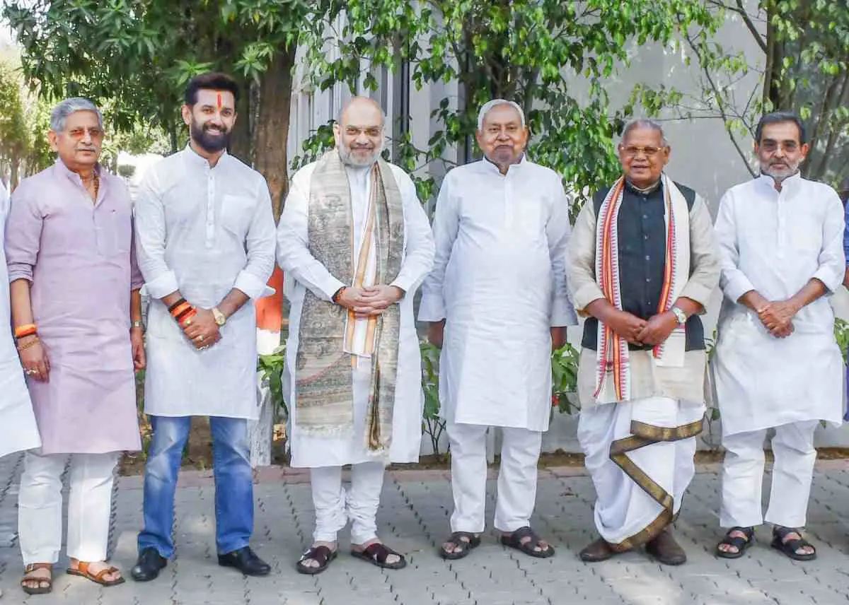 ബിഹാറിലെ എൻഡിഎ നേതാക്കൾ അമിത് ഷായ്ക്കൊപ്പം |ഫോട്ടോ:ANI
