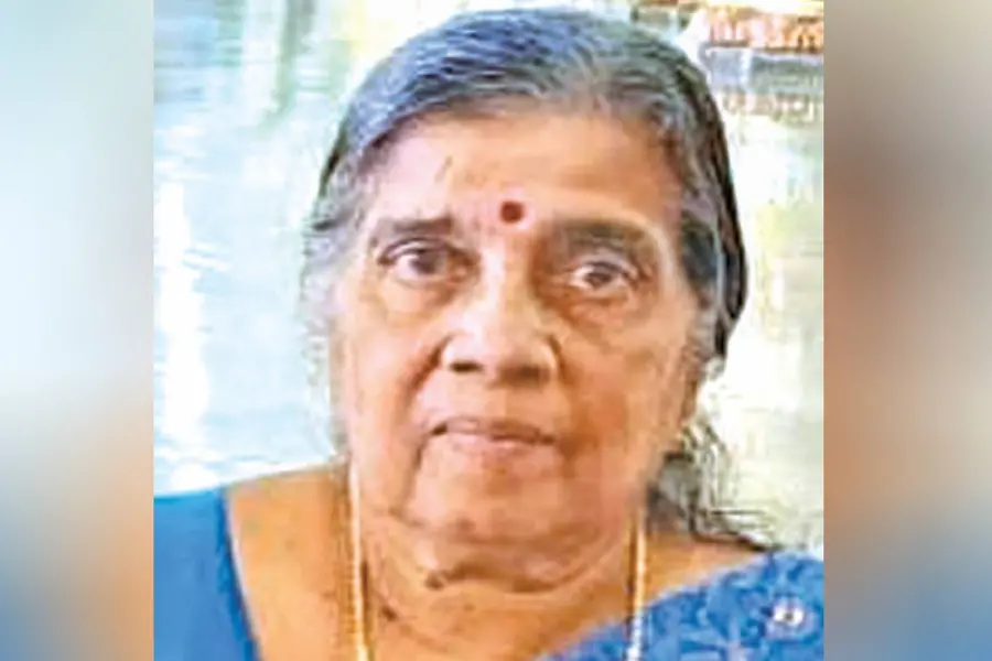 ബന്ധുവും സമീപവാസിയും ചേർന്ന് വിഷം നൽകി? സൂചനയായി ഫോൺസംഭാഷണം; വീട്ടമ്മയുടെ മരണത്തിൽ അന്വേഷണം