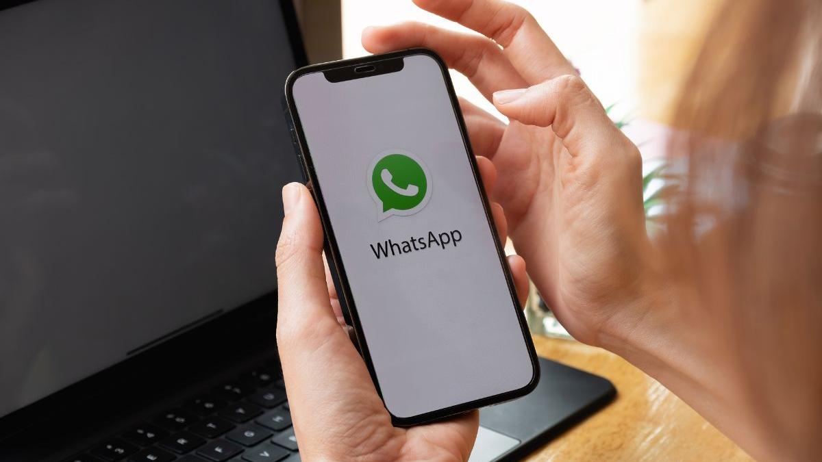 WhatsApp monthly message limit feature
