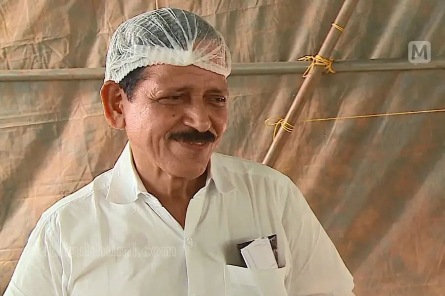 ദിവസേന ബീഫ് അല്ലെങ്കില് ചിക്കന് കറി; പതിവ് തെറ്റിക്കാതെ കുട്ടികള്ക്ക് ഭക്ഷണമൊരുക്കാന് പഴയിടം എത്തി