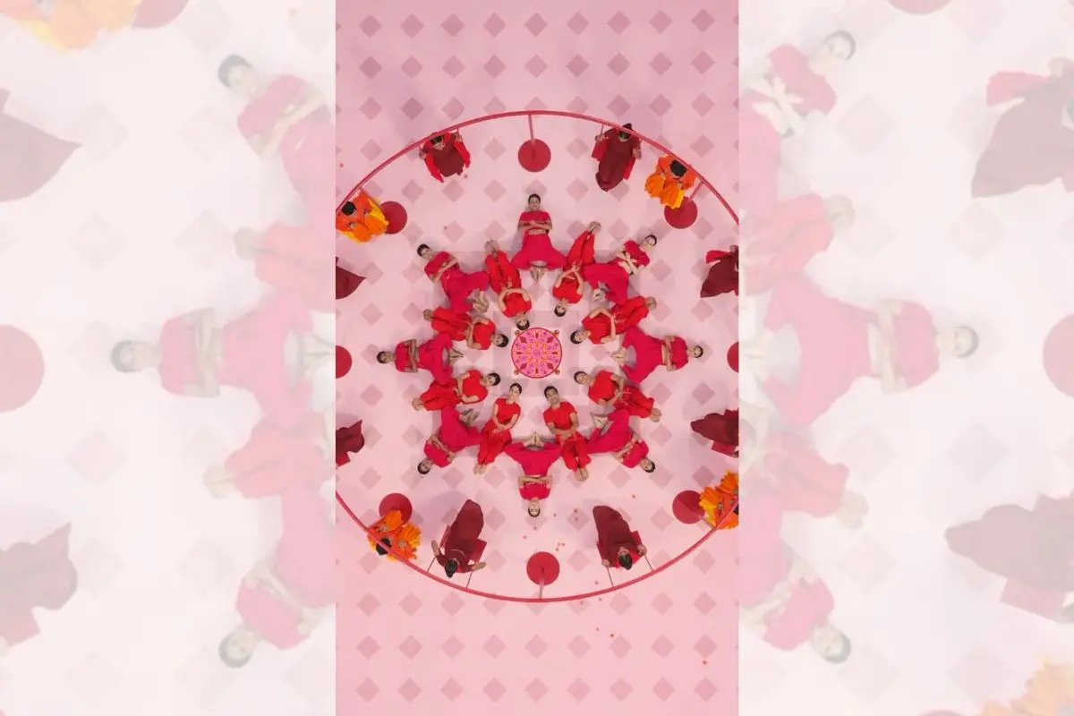 Visual from Apple's reel