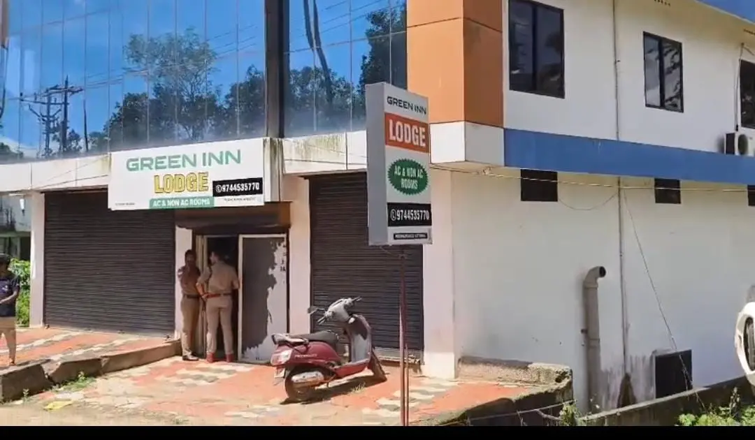 യുവതി മരിച്ച നിലയില് കണ്ടെത്തിയ ലോഡ്ജ്