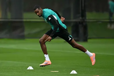 Alexander Isak’s groin injury adds to his underwhelming start at Liverpool
