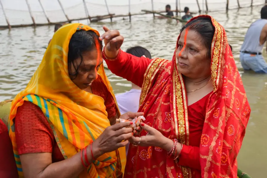 Chhath Puja 2025: Full timings & ritual guide as river ghats come alive for the Sun God festival