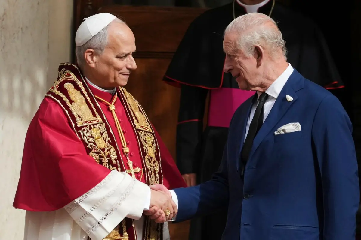 Pope Leo XIV with Britain's King Charles III | Photo: AP