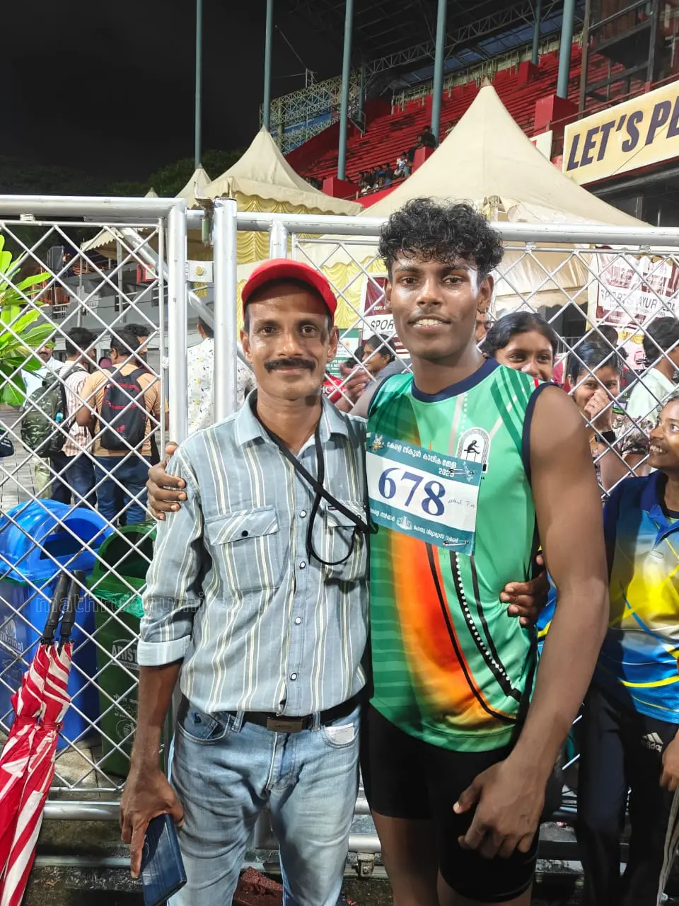 അതുൽ പരിശീലകൻ സാംജിക്കൊപ്പം