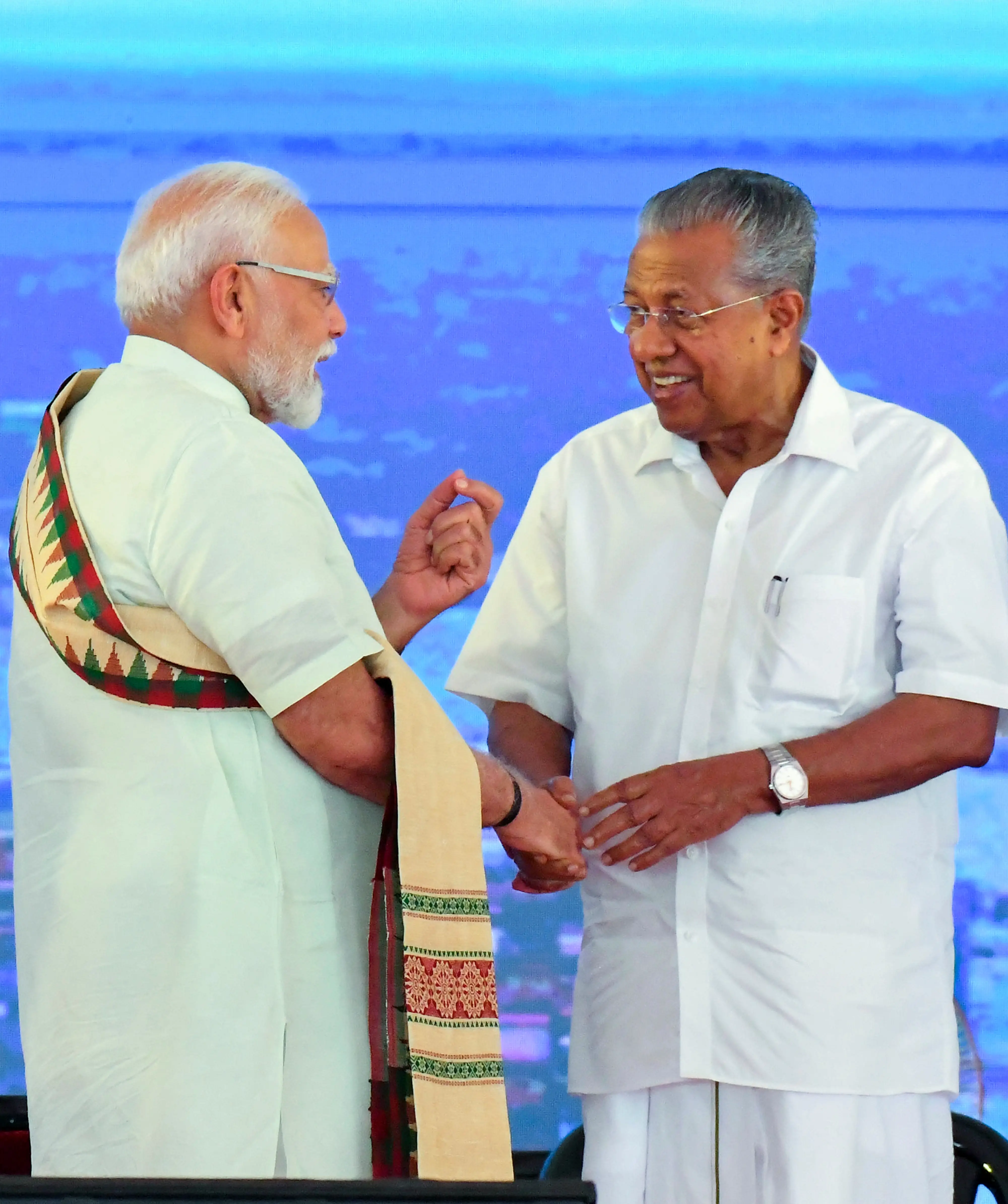 പ്രധാനമന്ത്രി നരേന്ദ്ര മോദിയും മുഖ്യമന്ത്രി പിണറായി വിജയനും |ഫോട്ടോ:PTI