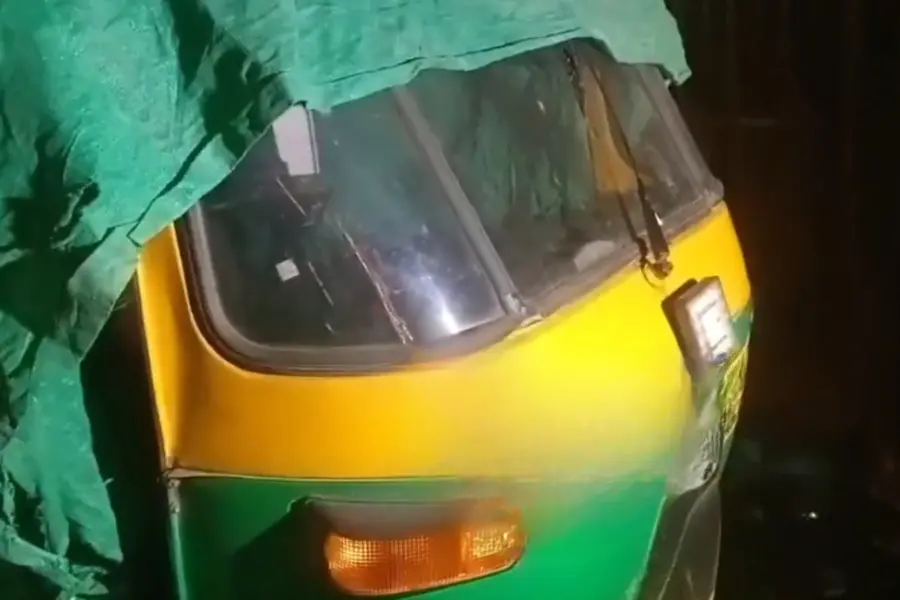 Horror in Bengaluru: Mother of four found dead, wrapped in bedsheet inside autorickshaw
