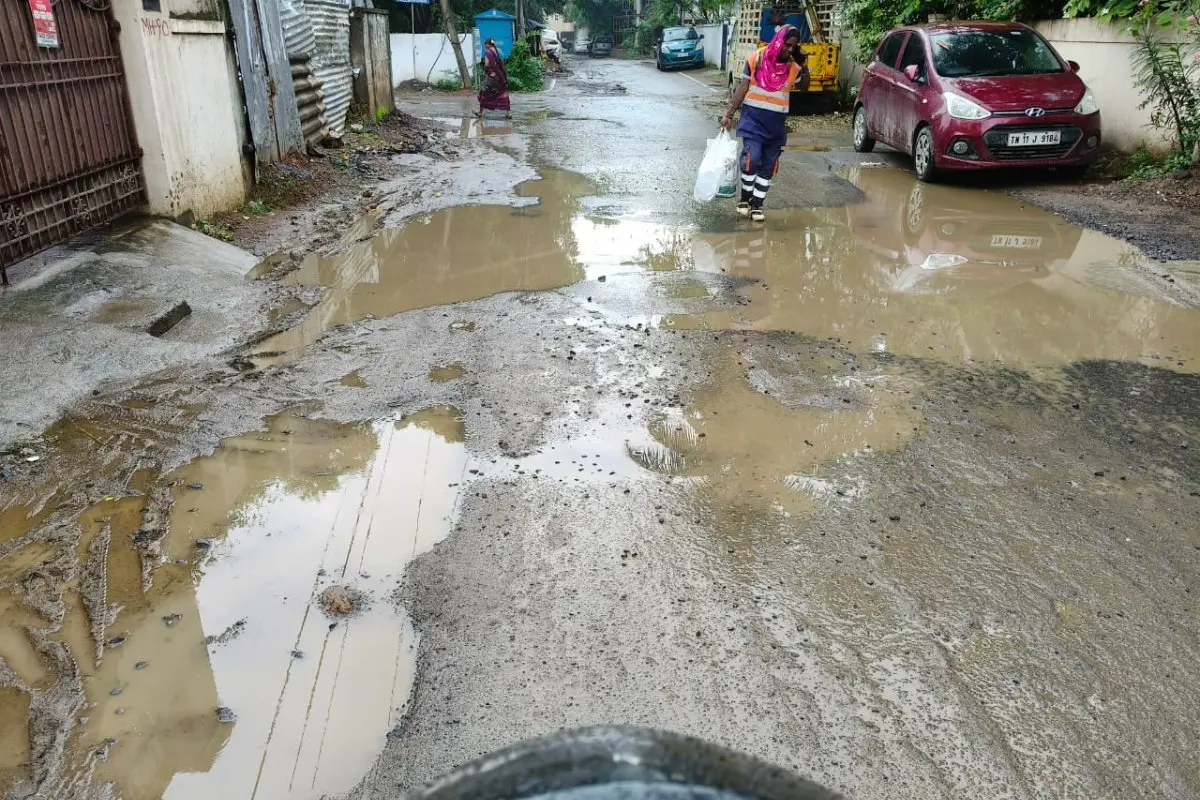 Pothole-filled roads in Chennai after heavy rain | Photo: X/@Sivakai75045309